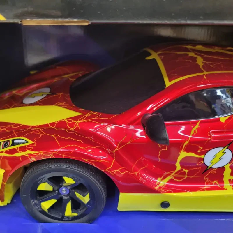 Baldez Batman Flash Ultimate RC Racer Front (2)